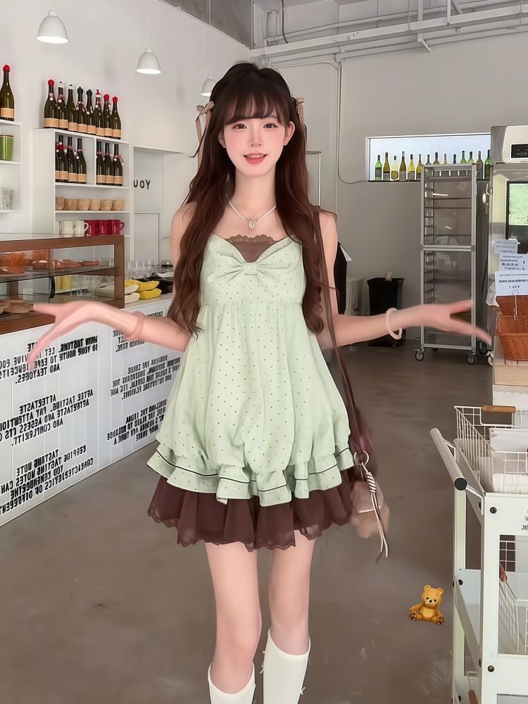 Coquette Sweet Korean Polka Do - đánh giá và giá Ruched Dress Mini